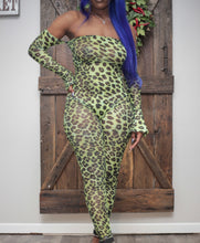 Load image into Gallery viewer, Slim Leopard Jumpsuit
